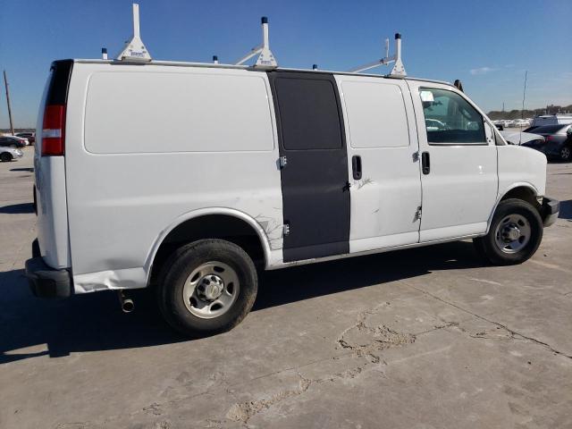 Photo 2 VIN: 1GCWGAFG9L1275655 - CHEVROLET EXPRESS 