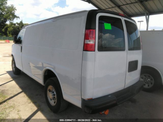 Photo 2 VIN: 1GCWGAFGXJ1210827 - CHEVROLET EXPRESS CARGO VAN 