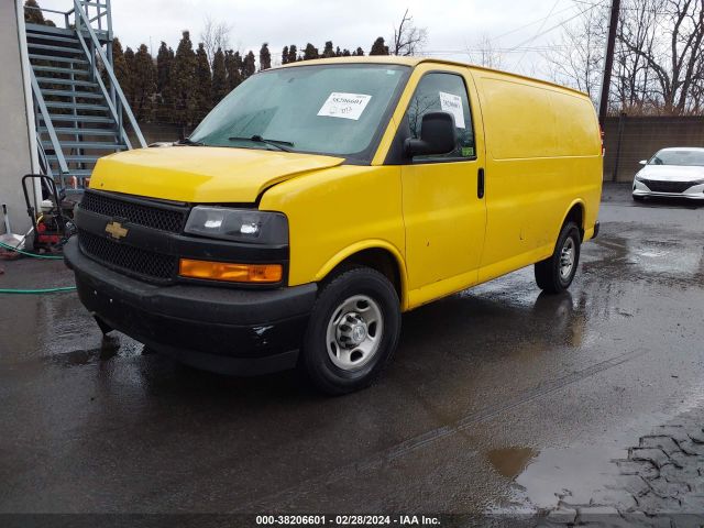 Photo 1 VIN: 1GCWGAFGXJ1321975 - CHEVROLET EXPRESS 2500 