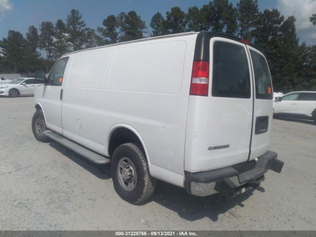 Photo 2 VIN: 1GCWGAFGXJ1904787 - CHEVROLET EXPRESS CARGO VAN 