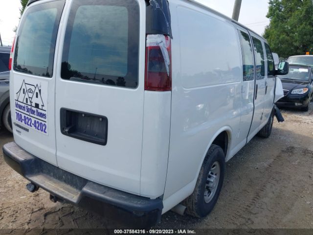 Photo 3 VIN: 1GCWGAFP0J1194721 - CHEVROLET EXPRESS 2500 