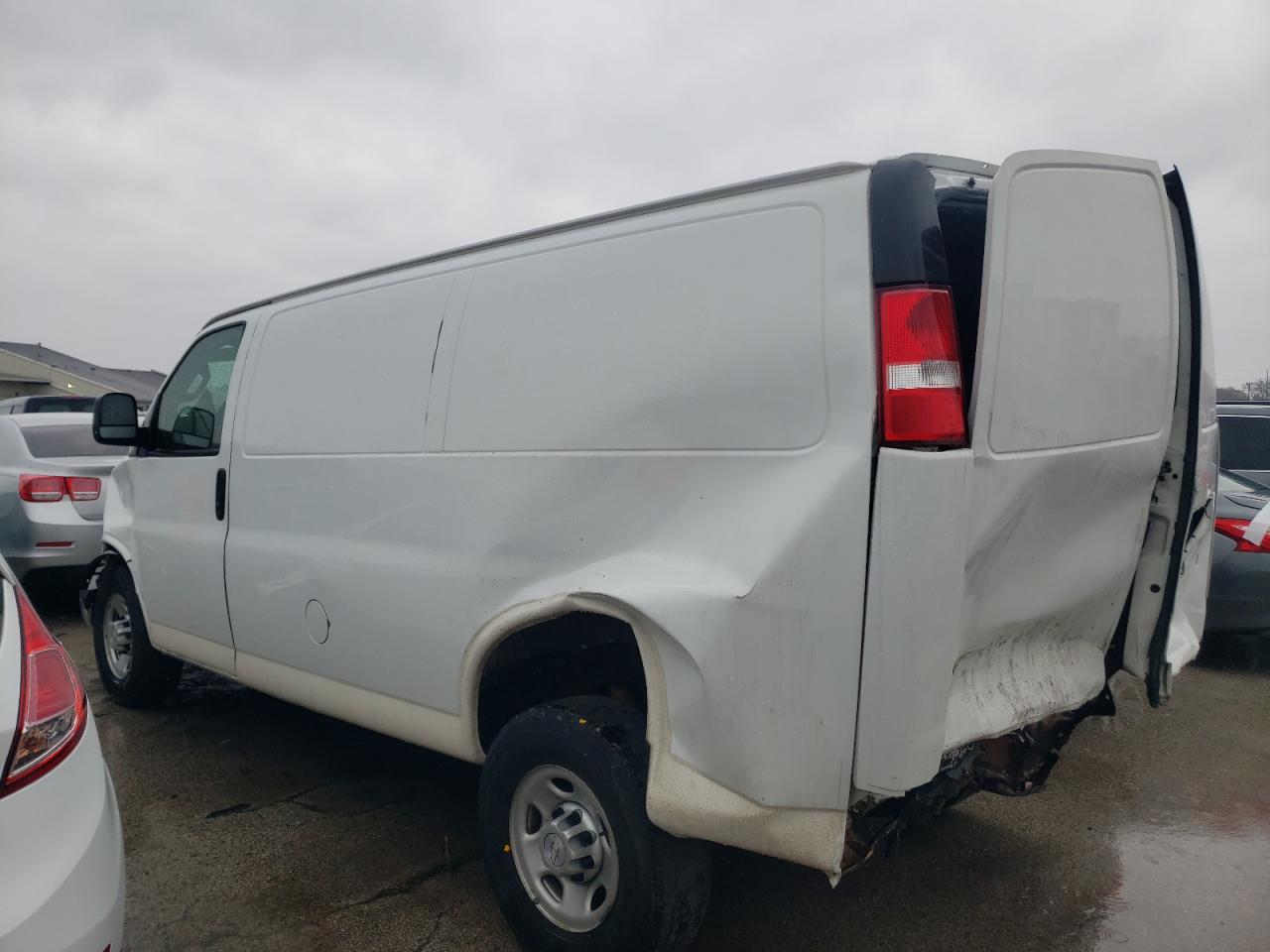 Photo 1 VIN: 1GCWGAFP0J1337036 - CHEVROLET EXPRESS 