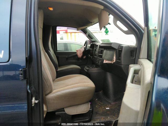 Photo 4 VIN: 1GCWGAFP0K1322327 - CHEVROLET EXPRESS 2500 