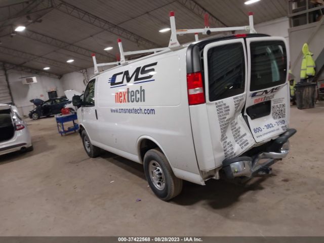 Photo 2 VIN: 1GCWGAFP0N1185295 - CHEVROLET EXPRESS CARGO 