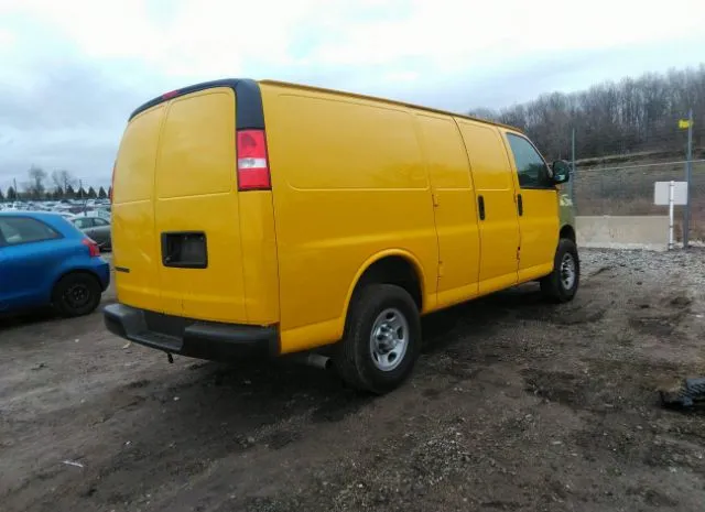 Photo 3 VIN: 1GCWGAFP1K1158196 - CHEVROLET EXPRESS CARGO VAN 