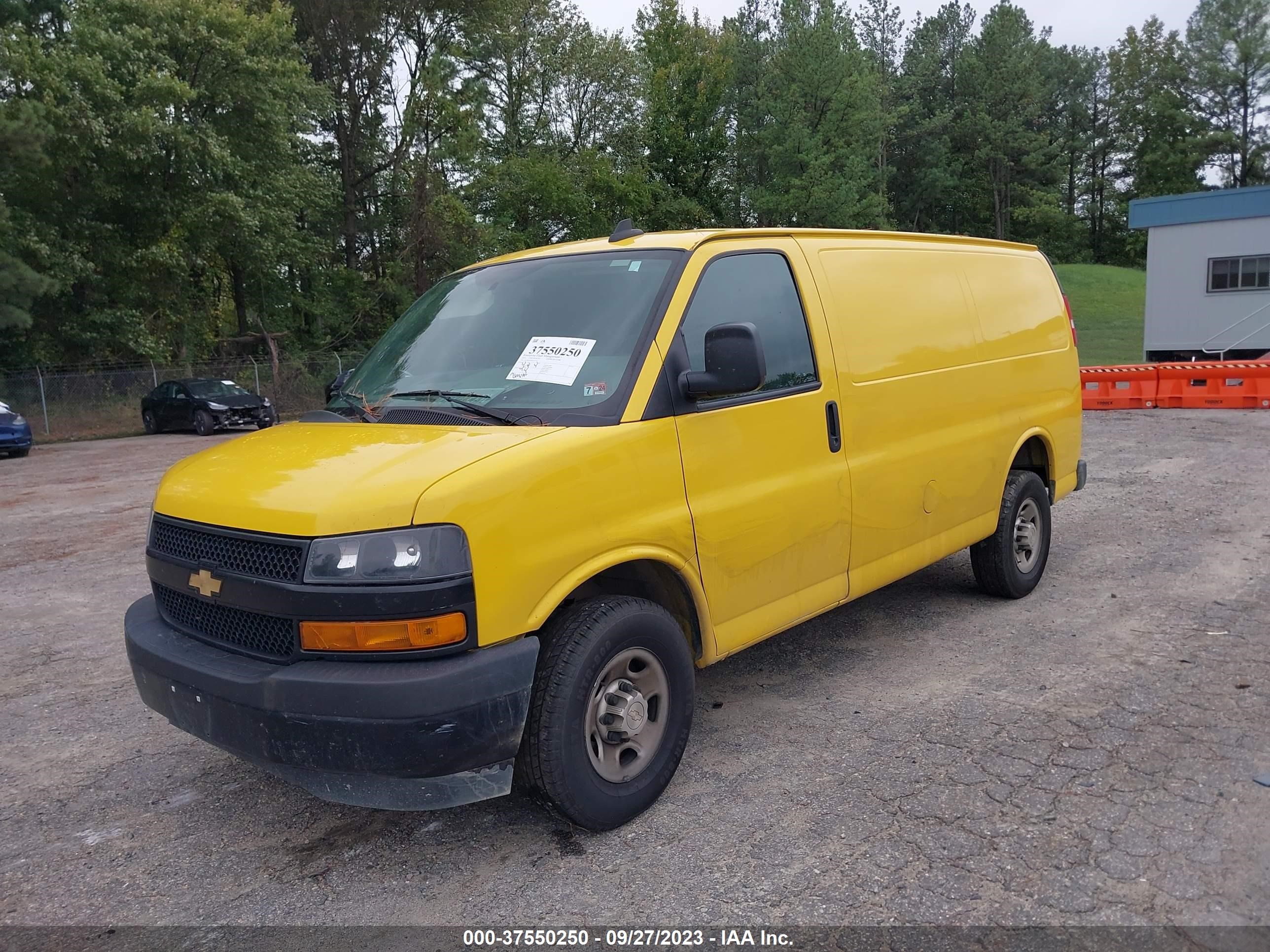 Photo 1 VIN: 1GCWGAFP1K1337757 - CHEVROLET EXPRESS 