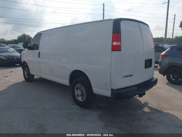 Photo 2 VIN: 1GCWGAFP1L1264827 - CHEVROLET EXPRESS 