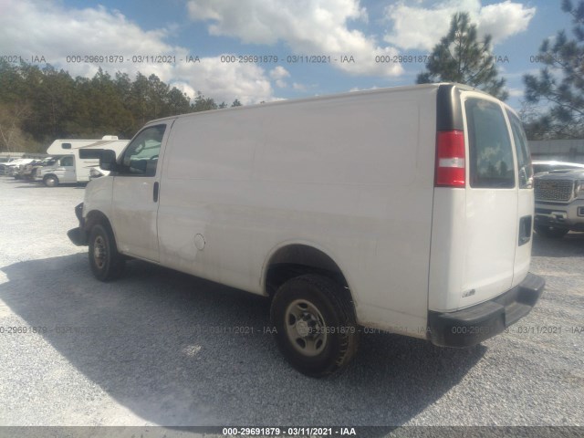 Photo 2 VIN: 1GCWGAFP2K1225761 - CHEVROLET EXPRESS CARGO VAN 