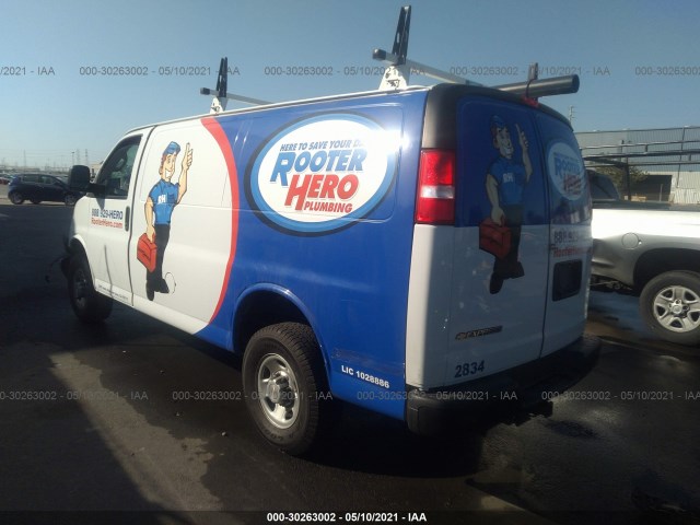 Photo 2 VIN: 1GCWGAFP2K1282834 - CHEVROLET EXPRESS CARGO VAN 