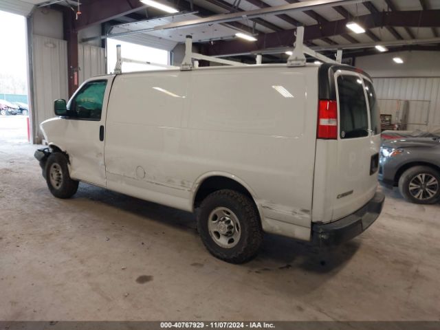 Photo 2 VIN: 1GCWGAFP2L1160864 - CHEVROLET EXPRESS 