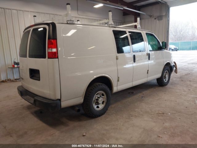 Photo 3 VIN: 1GCWGAFP2L1160864 - CHEVROLET EXPRESS 