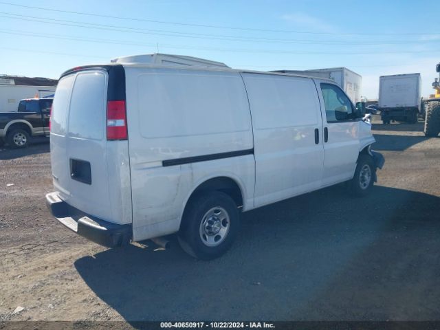 Photo 3 VIN: 1GCWGAFP2M1182719 - CHEVROLET EXPRESS 