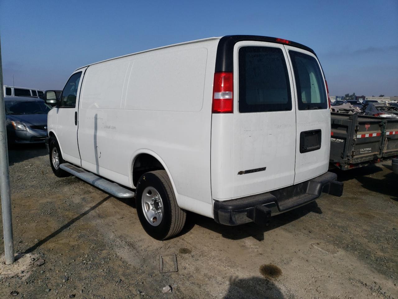 Photo 1 VIN: 1GCWGAFP2P1127711 - CHEVROLET EXPRESS 