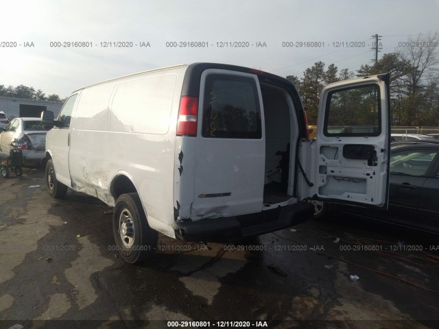 Photo 2 VIN: 1GCWGAFP3K1171600 - CHEVROLET EXPRESS CARGO VAN 