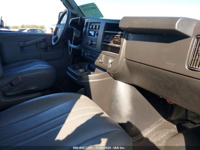 Photo 4 VIN: 1GCWGAFP3L1116369 - CHEVROLET EXPRESS 