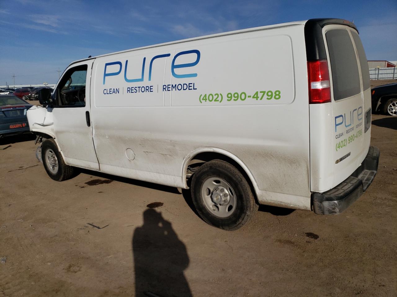 Photo 1 VIN: 1GCWGAFP3M1186732 - CHEVROLET EXPRESS 