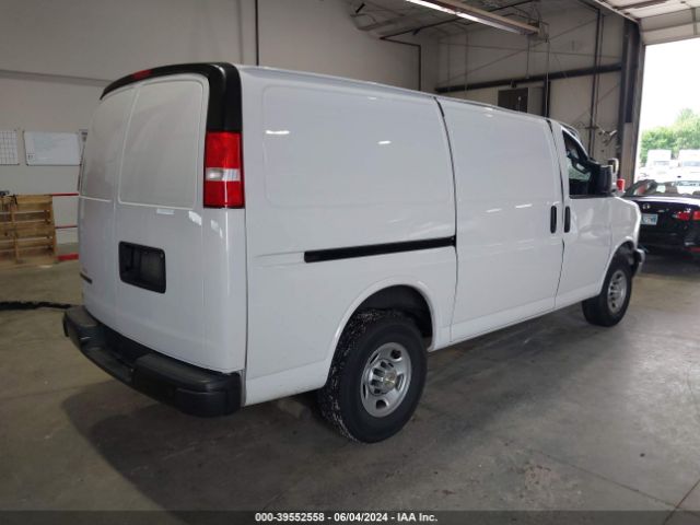 Photo 3 VIN: 1GCWGAFP3M1312569 - CHEVROLET EXPRESS 