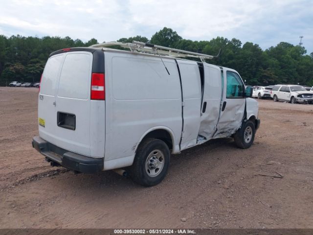 Photo 3 VIN: 1GCWGAFP3N1212523 - CHEVROLET EXPRESS 