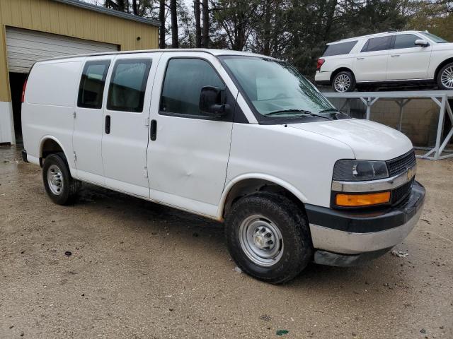 Photo 3 VIN: 1GCWGAFP3P1142556 - CHEVROLET EXPRESS 