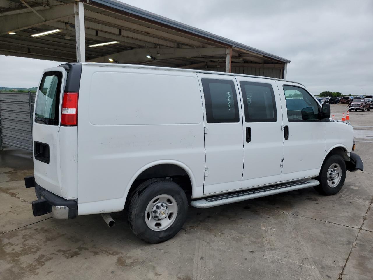 Photo 2 VIN: 1GCWGAFP3P1219748 - CHEVROLET EXPRESS 