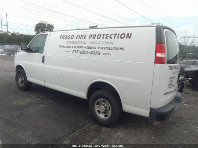 Photo 2 VIN: 1GCWGAFP4J1196696 - CHEVROLET EXPRESS CARGO VAN 