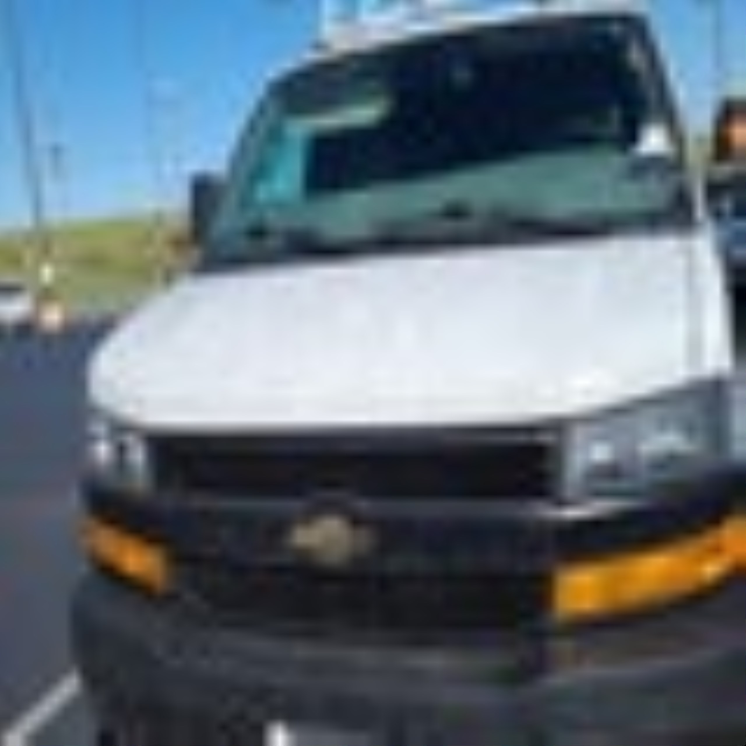 Photo 3 VIN: 1GCWGAFP4J1326752 - CHEVROLET EXPRESS 