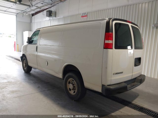 Photo 2 VIN: 1GCWGAFP4L1157173 - CHEVROLET EXPRESS 