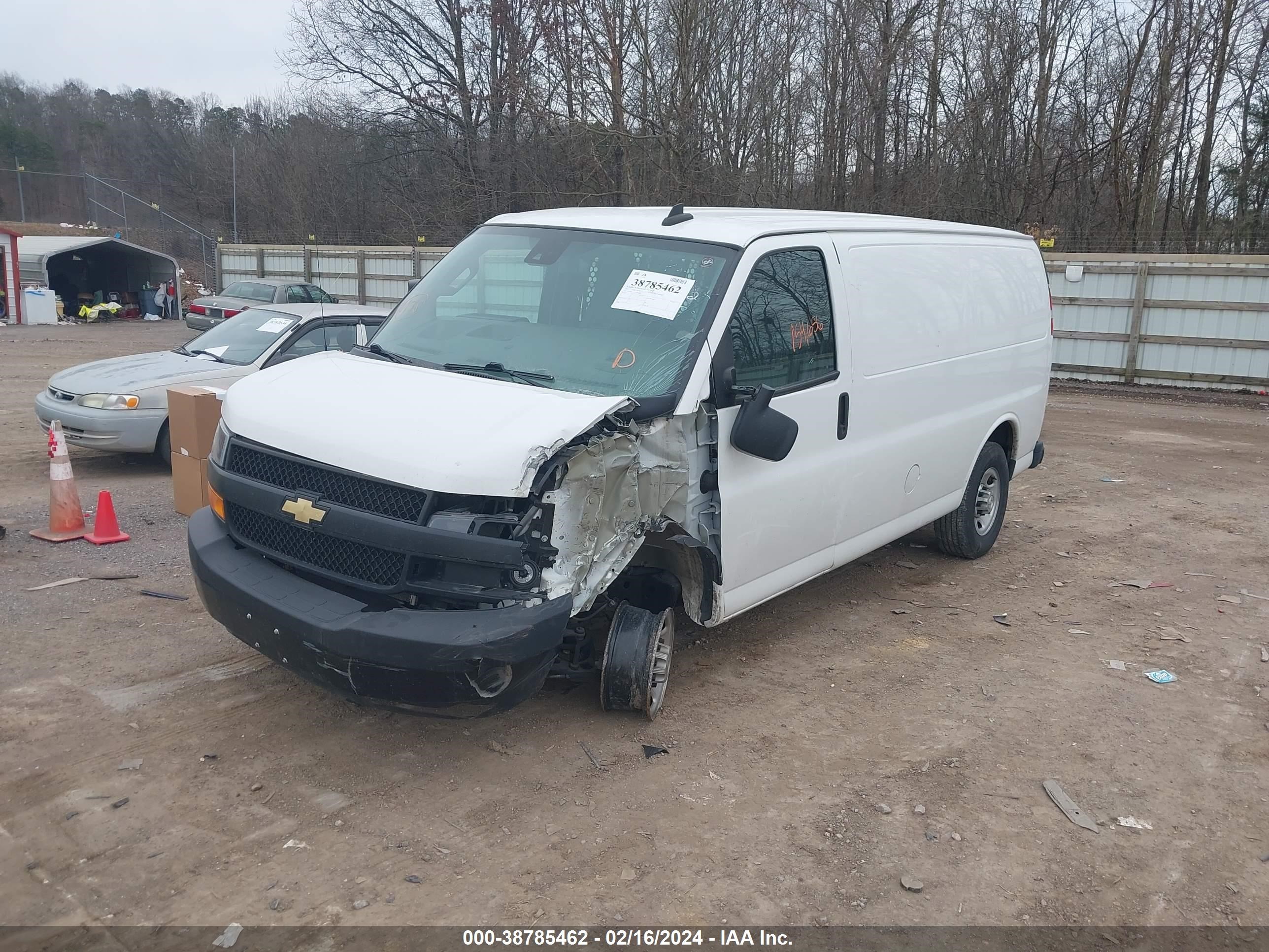 Photo 1 VIN: 1GCWGAFP4M1261485 - CHEVROLET EXPRESS 