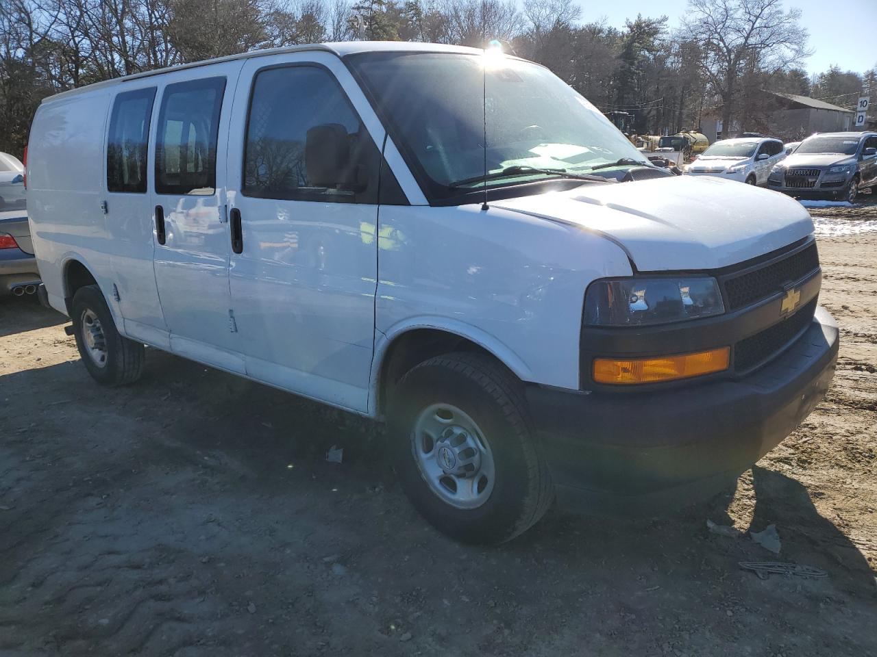 Photo 3 VIN: 1GCWGAFP4M1261860 - CHEVROLET EXPRESS 