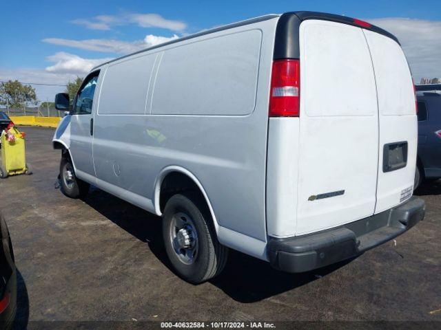 Photo 2 VIN: 1GCWGAFP4N1271418 - CHEVROLET EXPRESS 