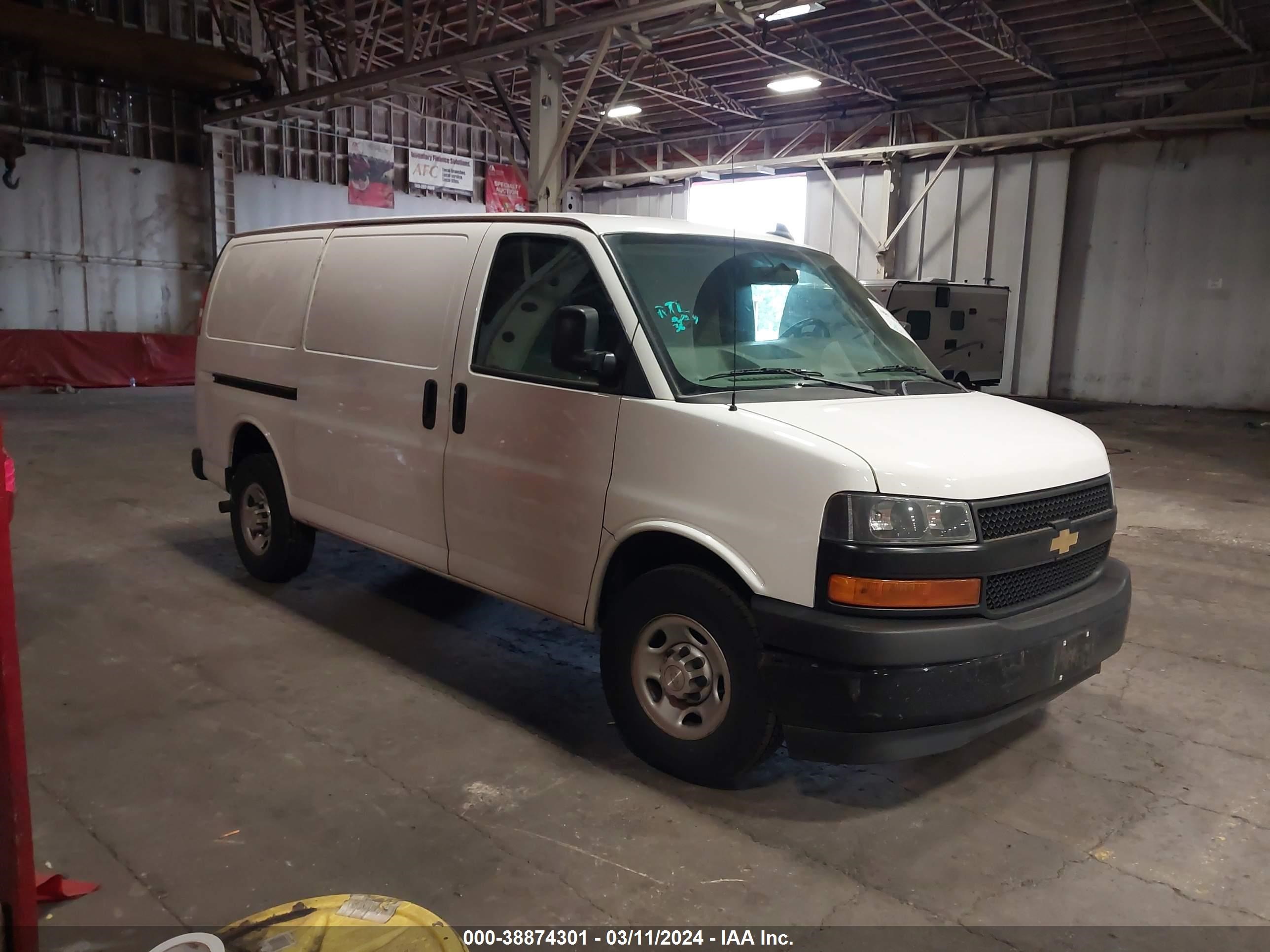 Photo 0 VIN: 1GCWGAFP5L1164388 - CHEVROLET EXPRESS 