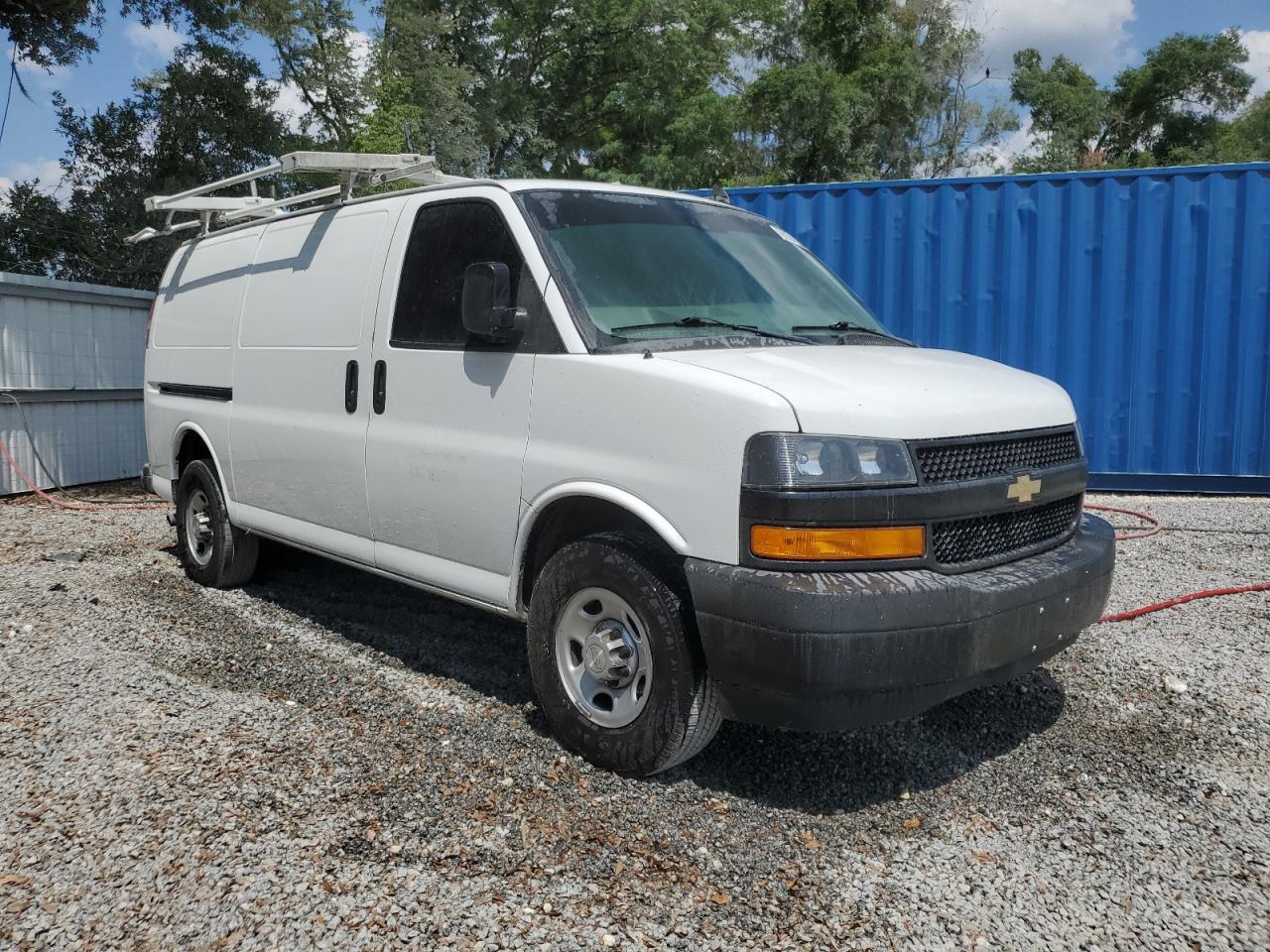 Photo 3 VIN: 1GCWGAFP5M1174727 - CHEVROLET EXPRESS 