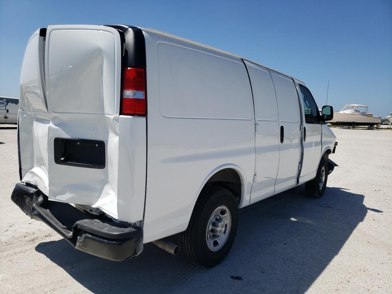 Photo 2 VIN: 1GCWGAFP5P1164834 - CHEVROLET EXPRESS 