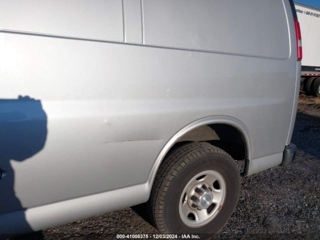 Photo 5 VIN: 1GCWGAFP6J1308785 - CHEVROLET EXPRESS 