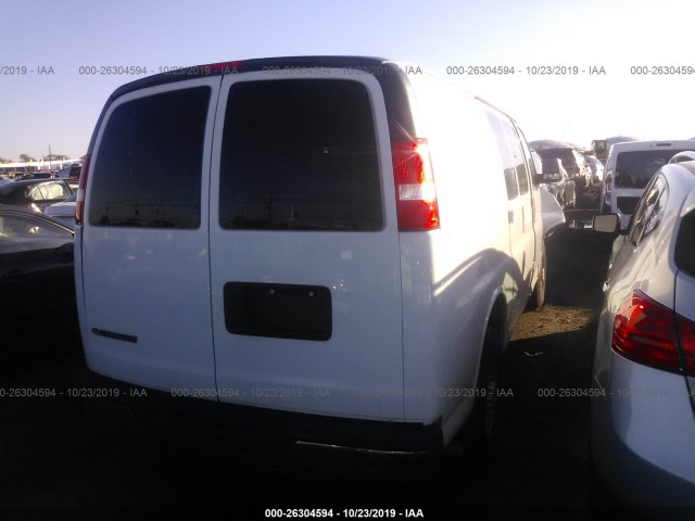 Photo 3 VIN: 1GCWGAFP6J1323982 - CHEVROLET EXPRESS CARGO VAN 