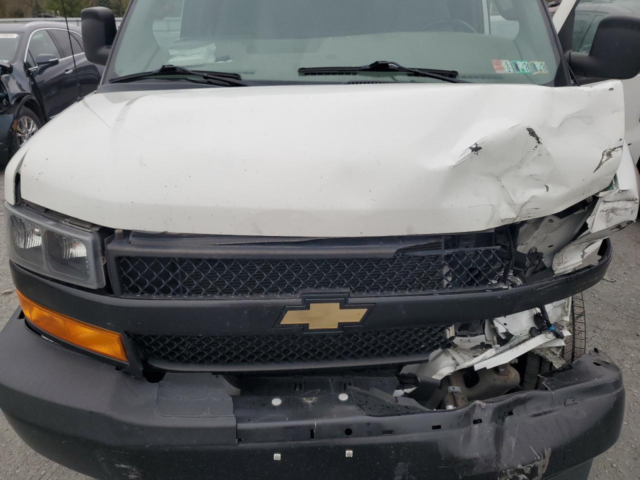 Photo 11 VIN: 1GCWGAFP6L1176436 - CHEVROLET EXPRESS 