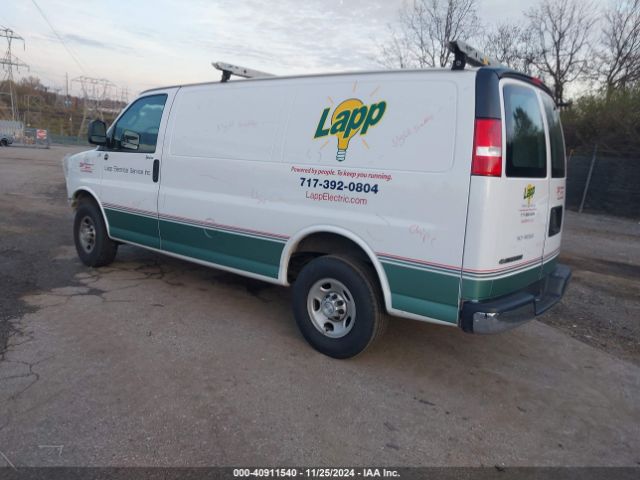 Photo 2 VIN: 1GCWGAFP7J1208503 - CHEVROLET EXPRESS 