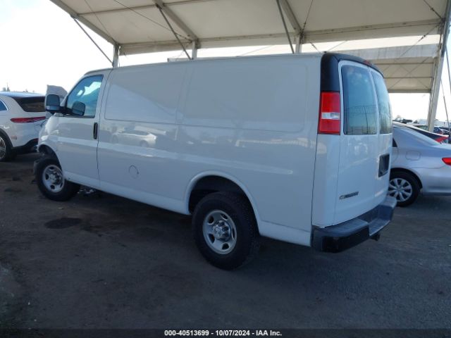 Photo 2 VIN: 1GCWGAFP7J1345084 - CHEVROLET EXPRESS 