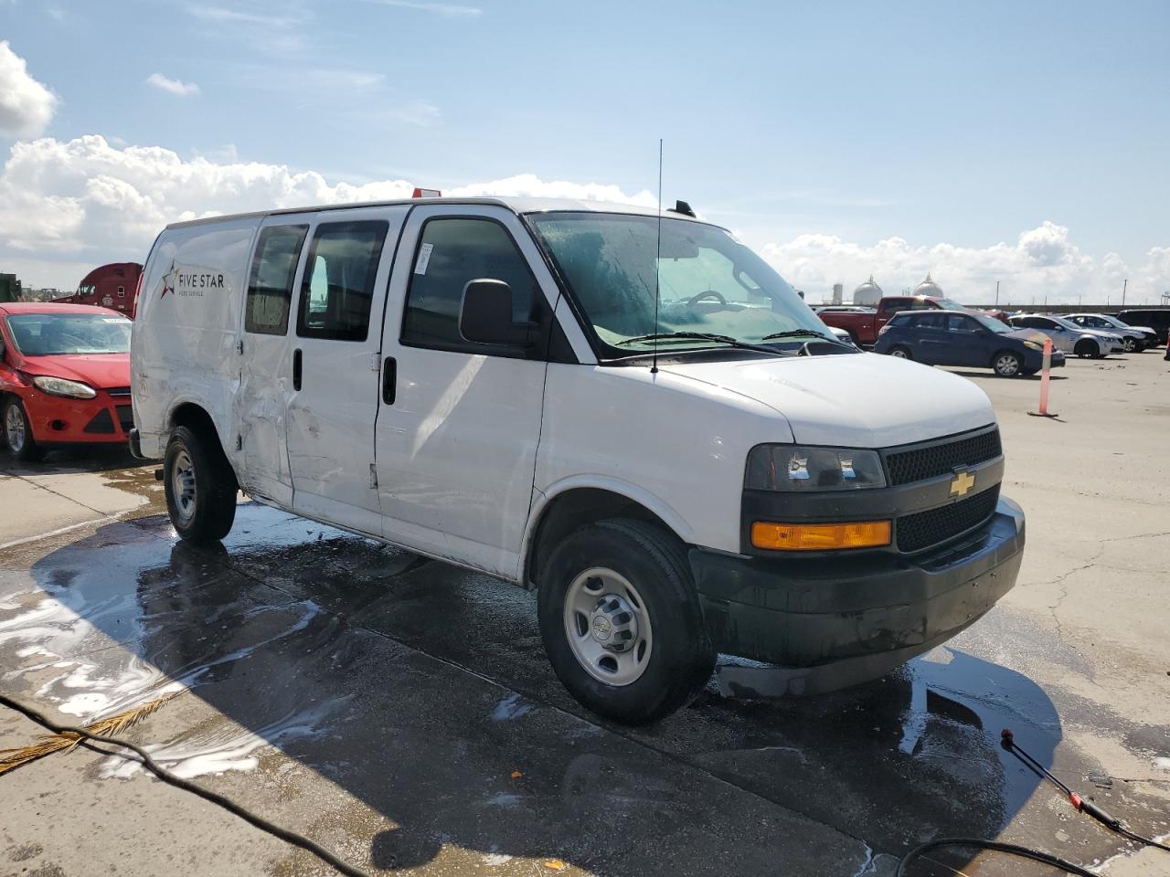 Photo 3 VIN: 1GCWGAFP7N1280839 - CHEVROLET EXPRESS 