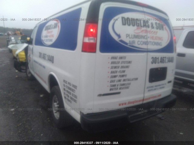 Photo 2 VIN: 1GCWGAFP8L1126119 - CHEVROLET EXPRESS CARGO VAN 