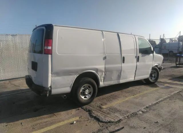 Photo 3 VIN: 1GCWGAFP8M1223354 - CHEVROLET EXPRESS CARGO VAN 