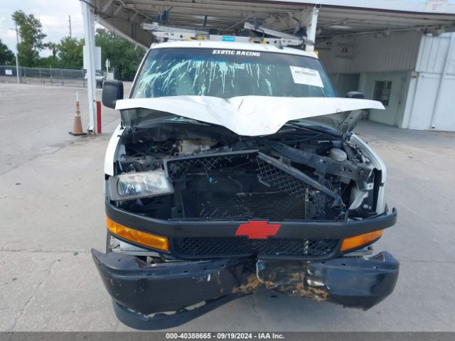 Photo 5 VIN: 1GCWGAFP9J1332868 - CHEVROLET EXPRESS 