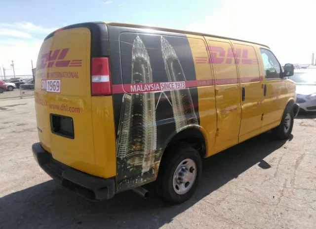 Photo 3 VIN: 1GCWGAFP9M1172852 - CHEVROLET EXPRESS CARGO VAN 