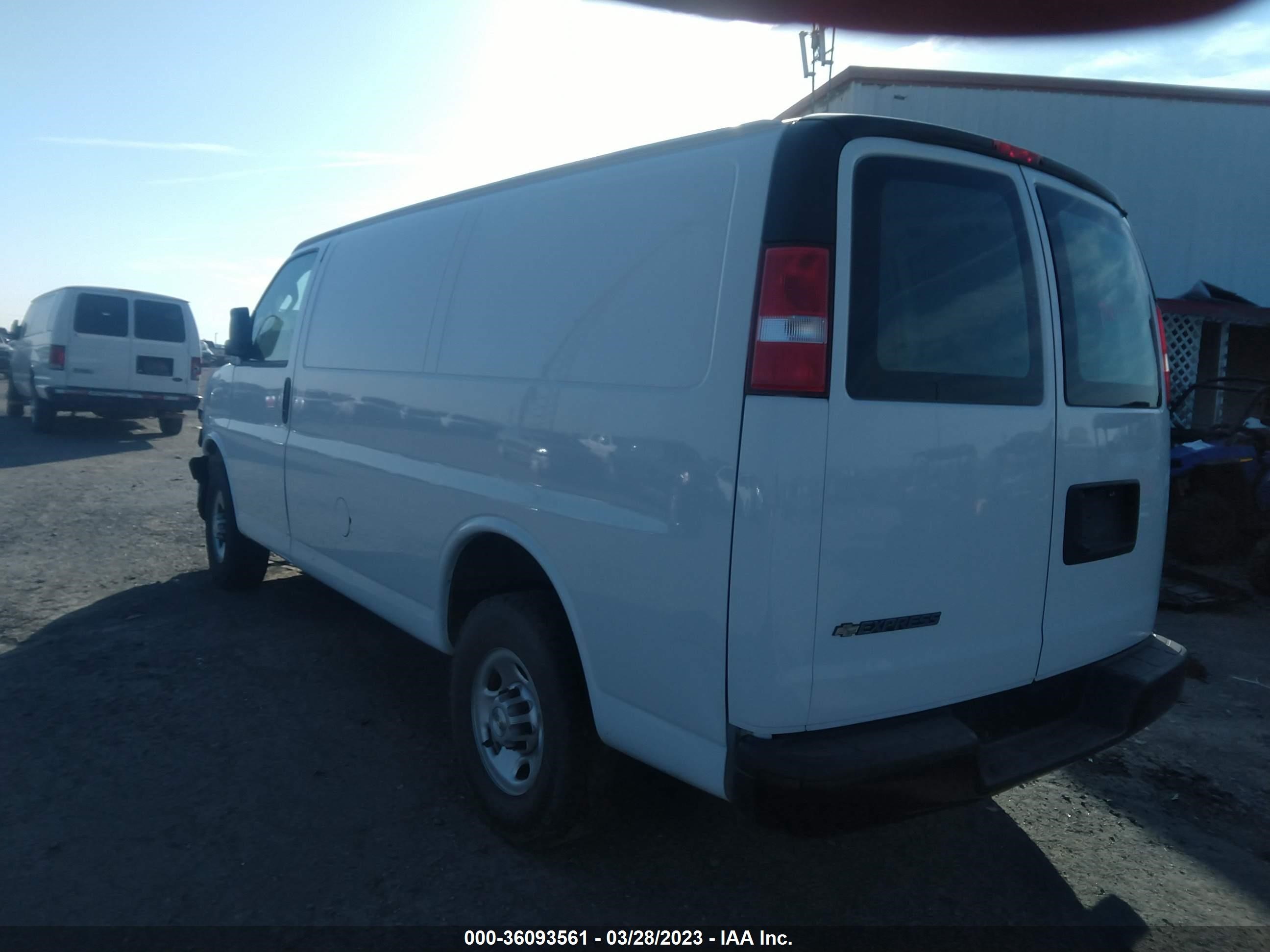 Photo 2 VIN: 1GCWGAFP9M1205705 - CHEVROLET EXPRESS 