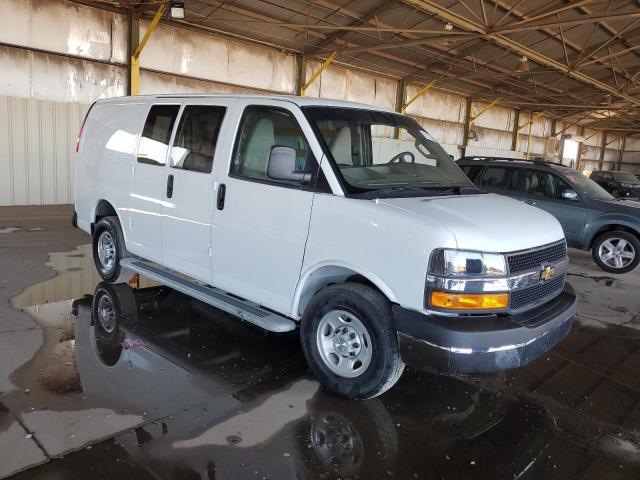 Photo 3 VIN: 1GCWGAFP9N1142784 - CHEVROLET EXPRESS 