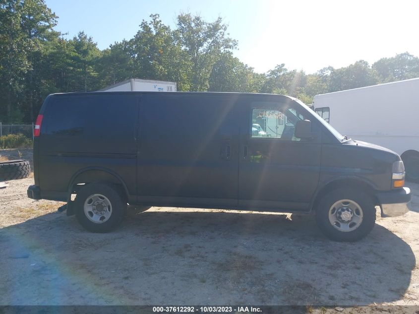 Photo 12 VIN: 1GCWGAFPXJ1188618 - CHEVROLET EXPRESS 