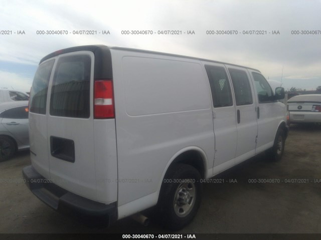 Photo 3 VIN: 1GCWGAFPXK1162697 - CHEVROLET EXPRESS CARGO VAN 