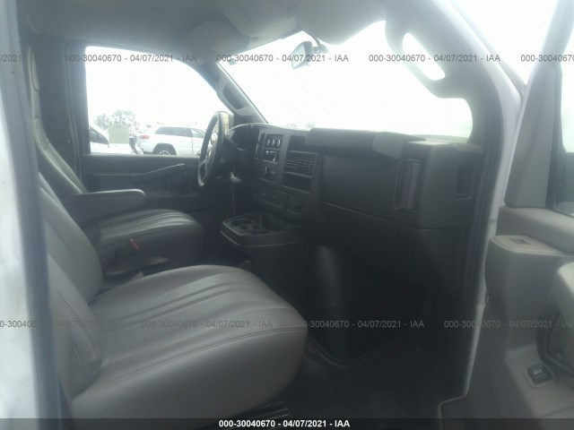 Photo 4 VIN: 1GCWGAFPXK1162697 - CHEVROLET EXPRESS CARGO VAN 