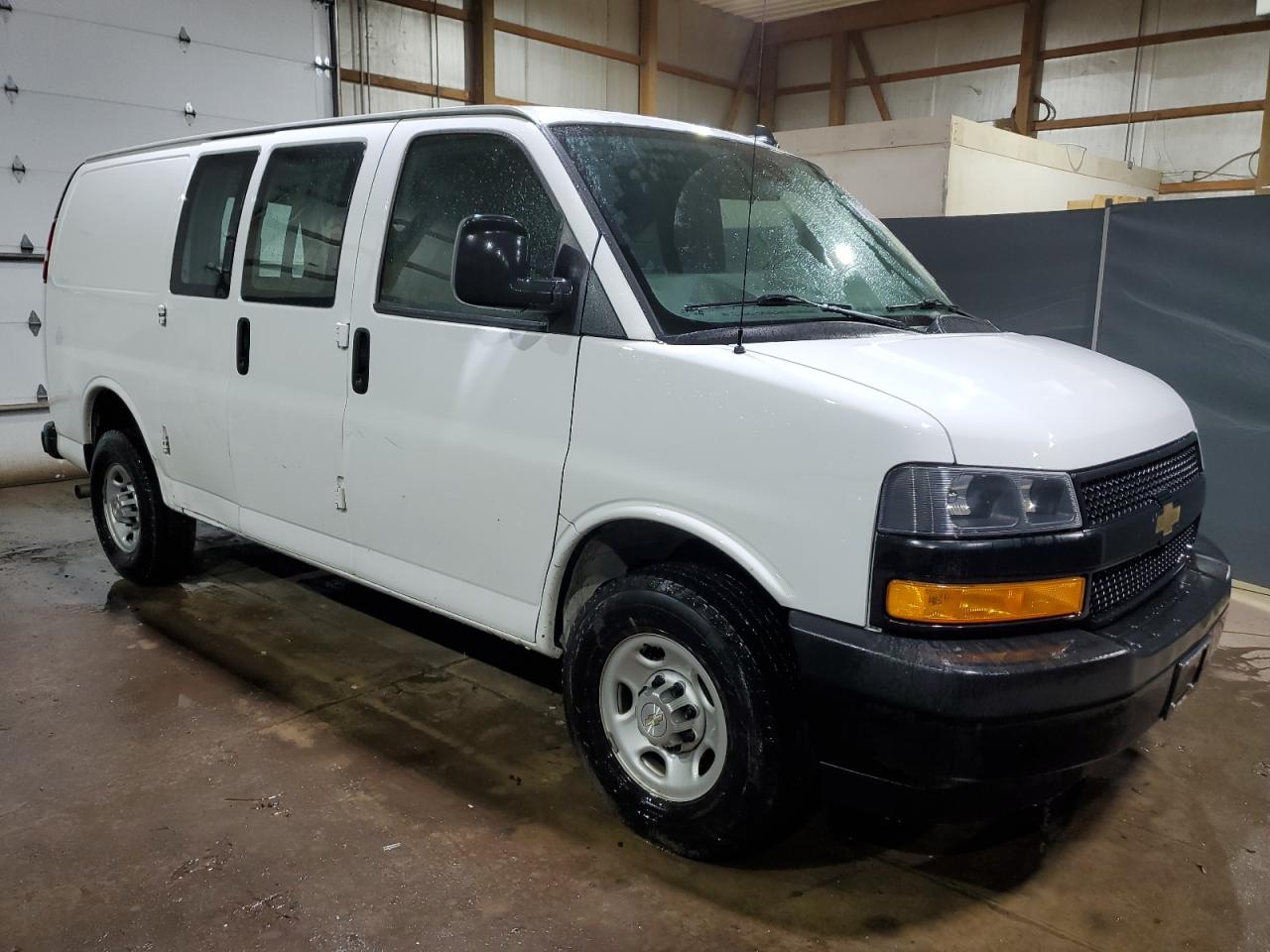 Photo 3 VIN: 1GCWGAFPXM1301584 - CHEVROLET EXPRESS 