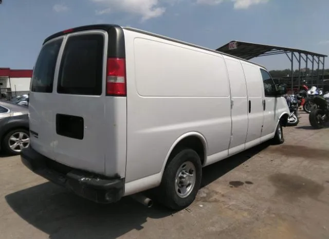 Photo 3 VIN: 1GCWGBFF1G1161832 - CHEVROLET EXPRESS CARGO VAN 